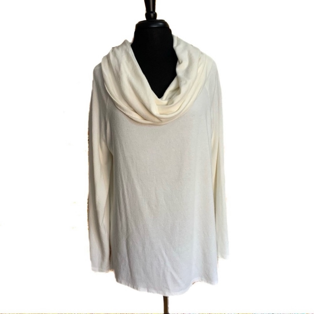 GIBSONLOOK Cream Cowl Neck Sweater Size Large